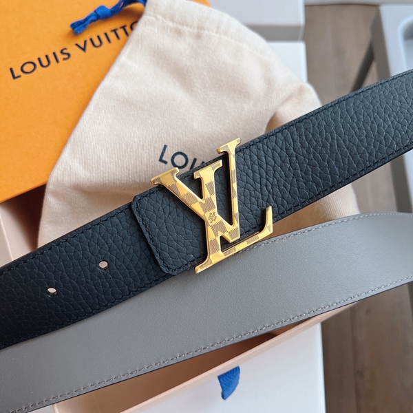 ルイヴィトンベルト側面デザイン